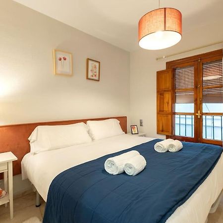 Pajaritos Center Suite By Valcambre Σεβίλλη Εξωτερικό φωτογραφία