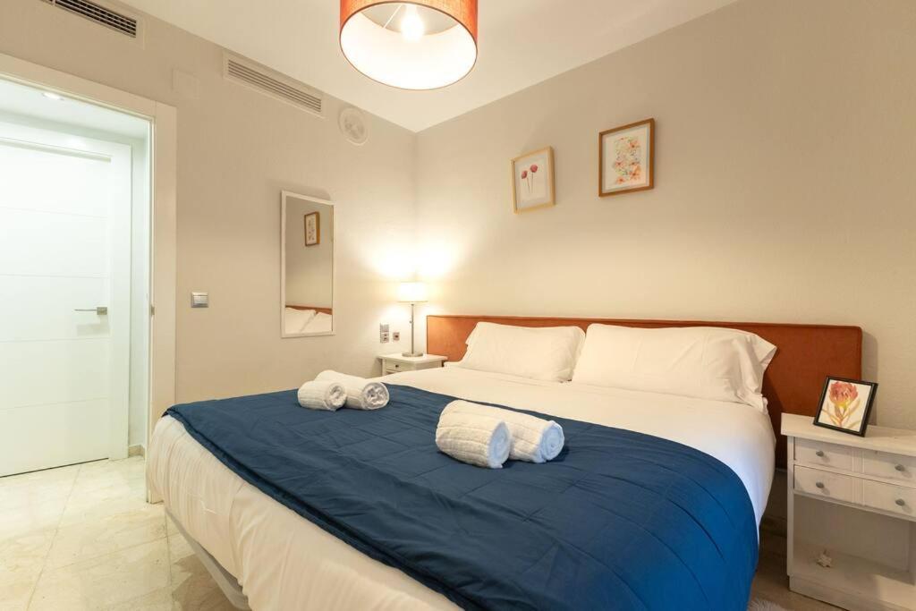 Pajaritos Center Suite By Valcambre Σεβίλλη Εξωτερικό φωτογραφία
