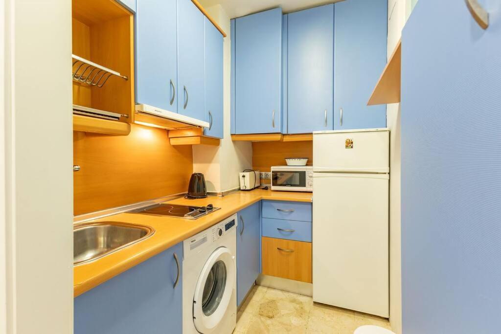 Pajaritos Center Suite By Valcambre Σεβίλλη Εξωτερικό φωτογραφία